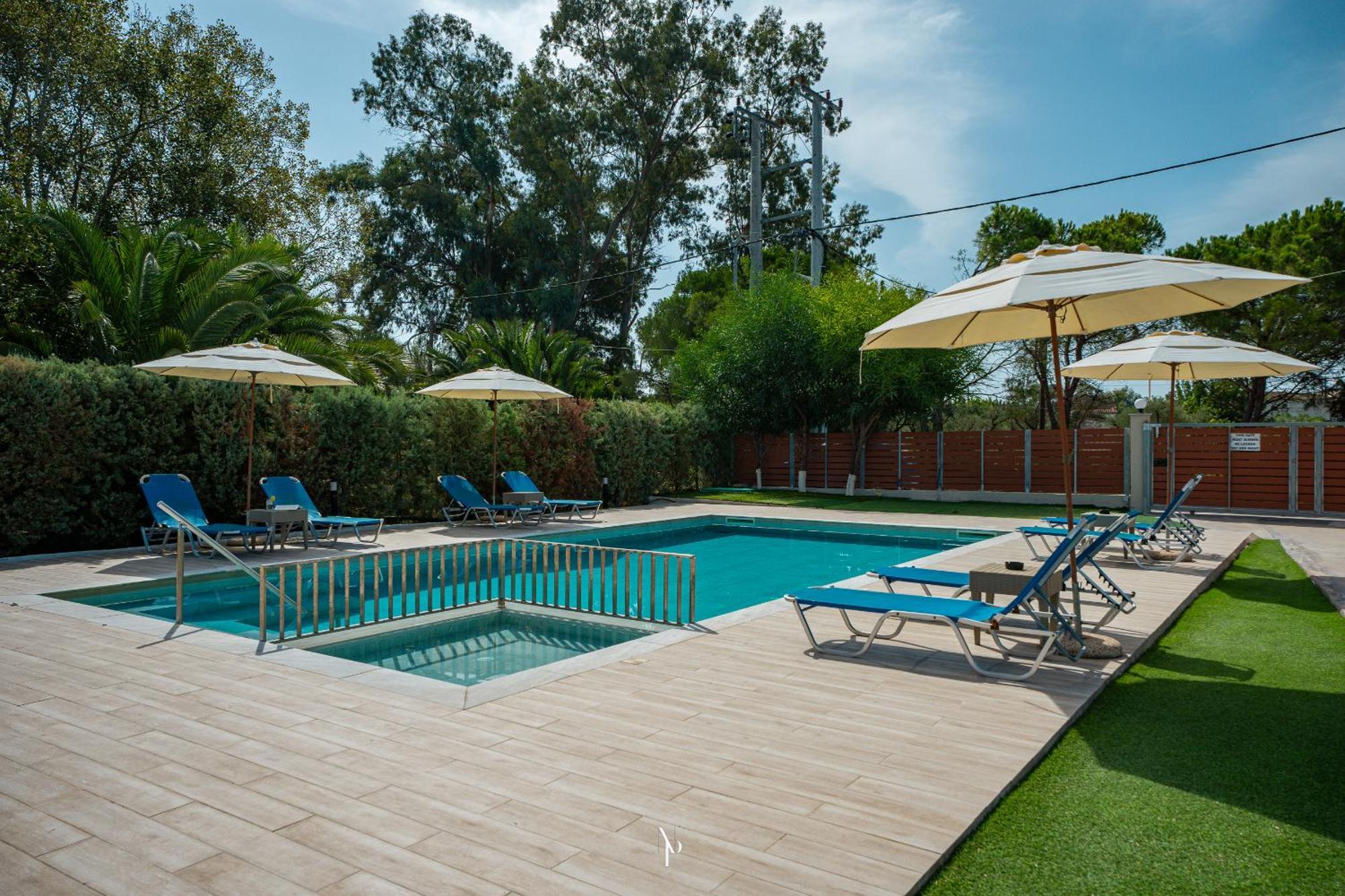 Nancy'S Budget Villa With Pool & Jacuzzi By "Elite" Laganas Ngoại thất bức ảnh