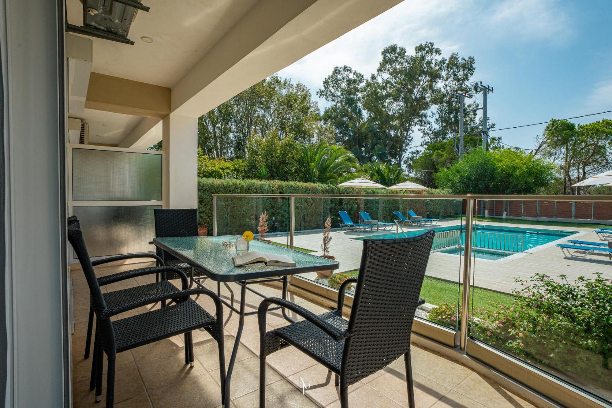 Nancy'S Budget Villa With Pool & Jacuzzi By "Elite" Laganas Ngoại thất bức ảnh