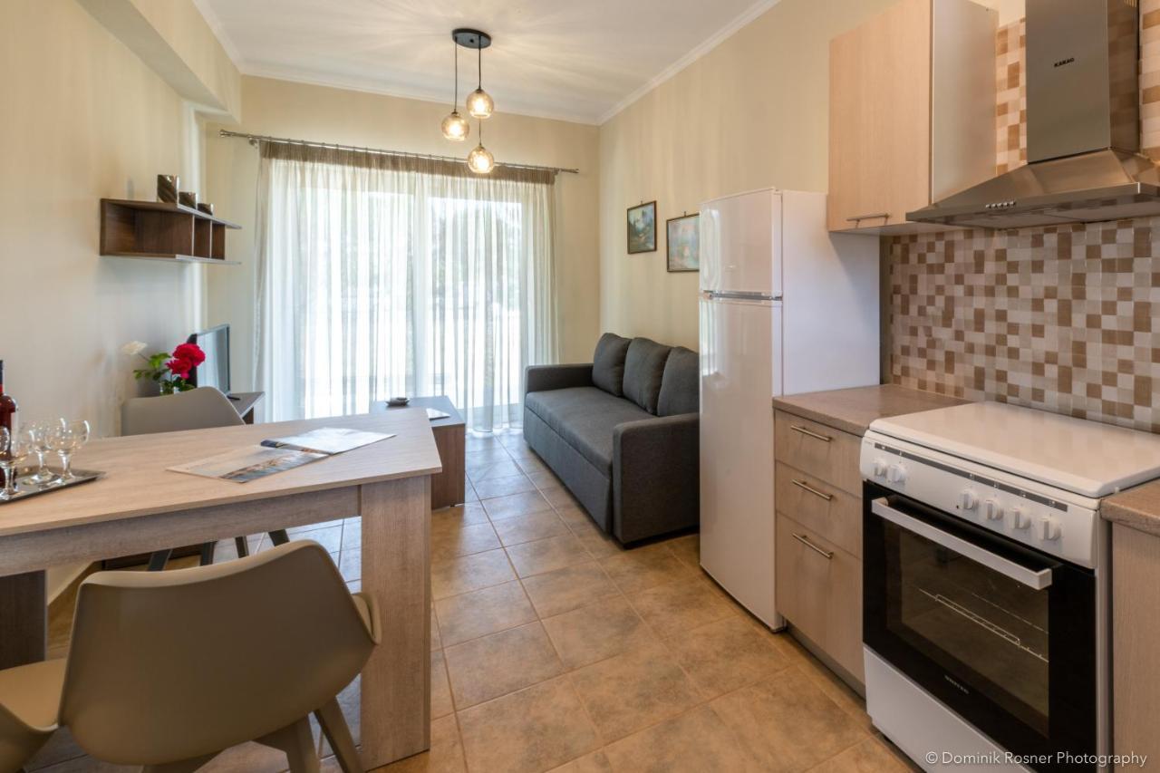 Nancy'S Budget Villa With Pool & Jacuzzi By "Elite" Laganas Ngoại thất bức ảnh