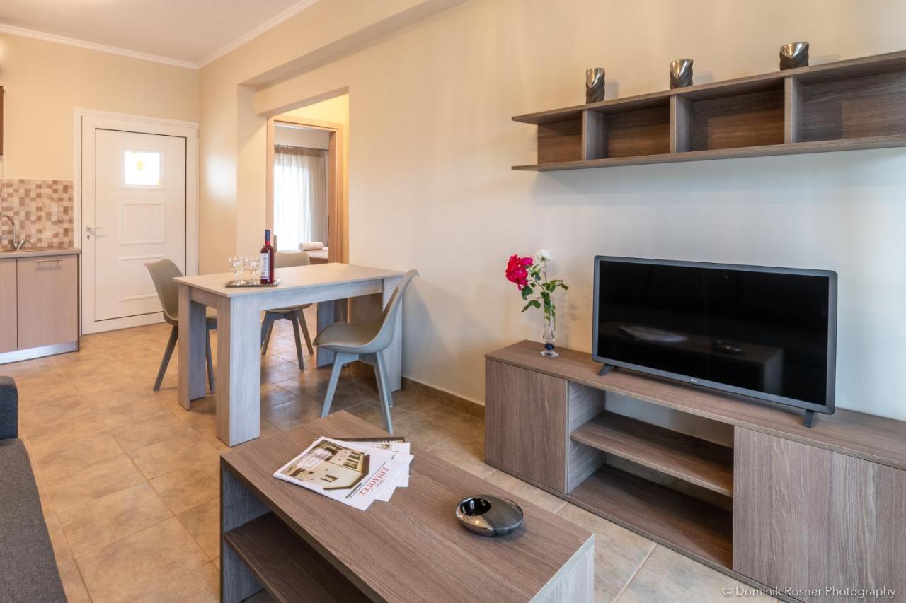 Nancy'S Budget Villa With Pool & Jacuzzi By "Elite" Laganas Ngoại thất bức ảnh