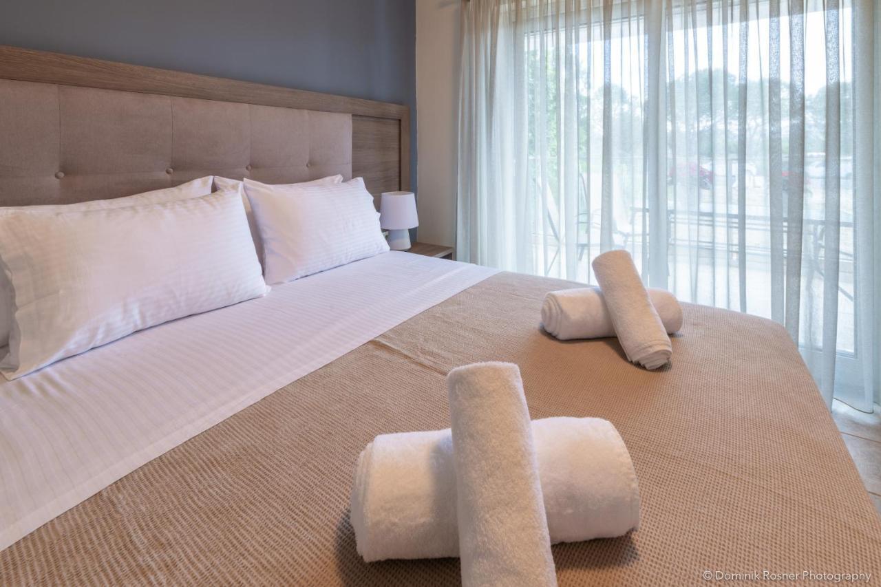 Nancy'S Budget Villa With Pool & Jacuzzi By "Elite" Laganas Ngoại thất bức ảnh